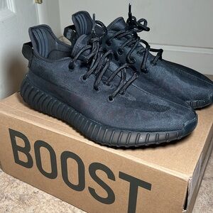 Adidas Yeezy Boost 350 V2